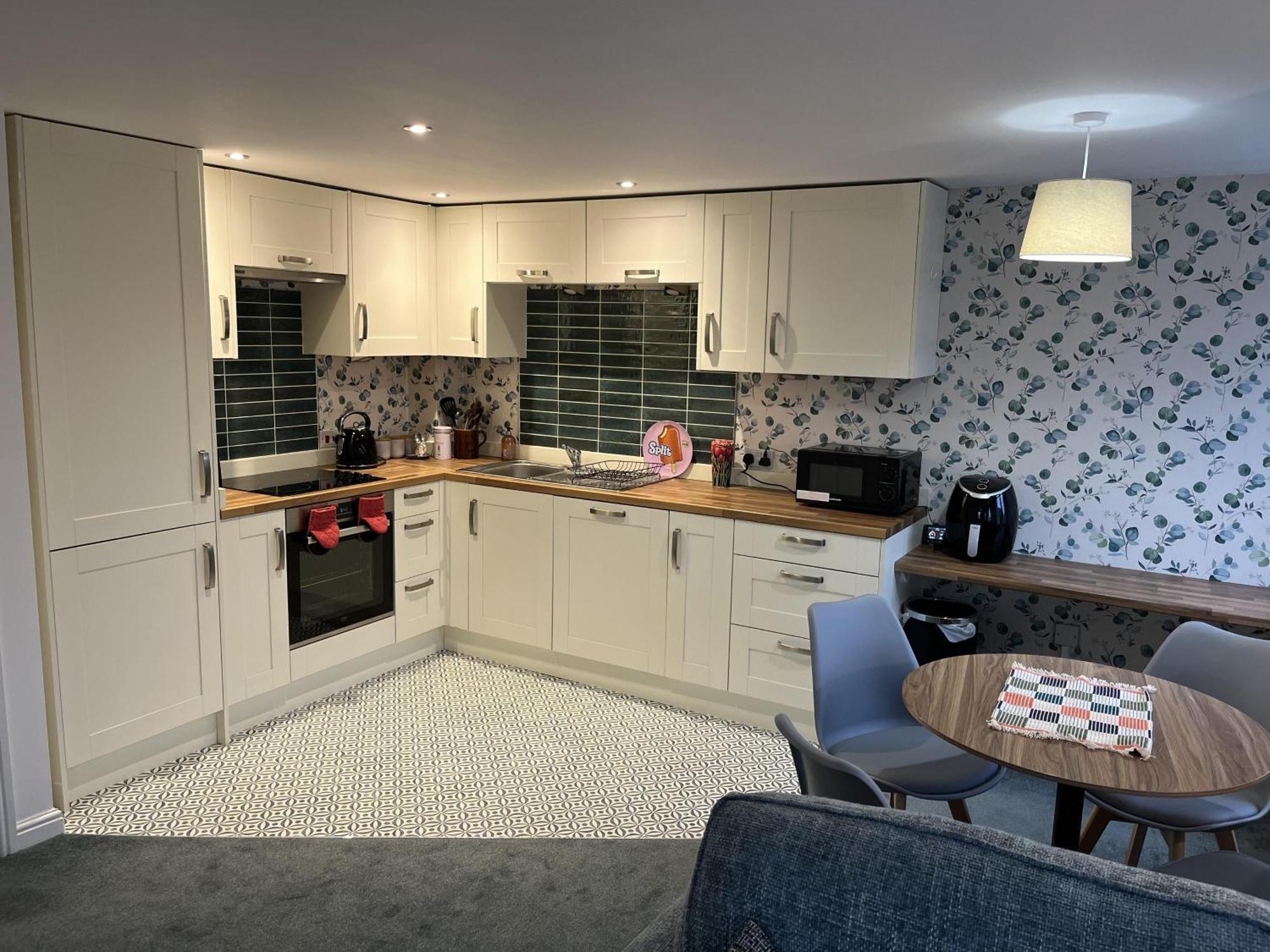 Beautiful 2-bed Near Centre * Lincoln